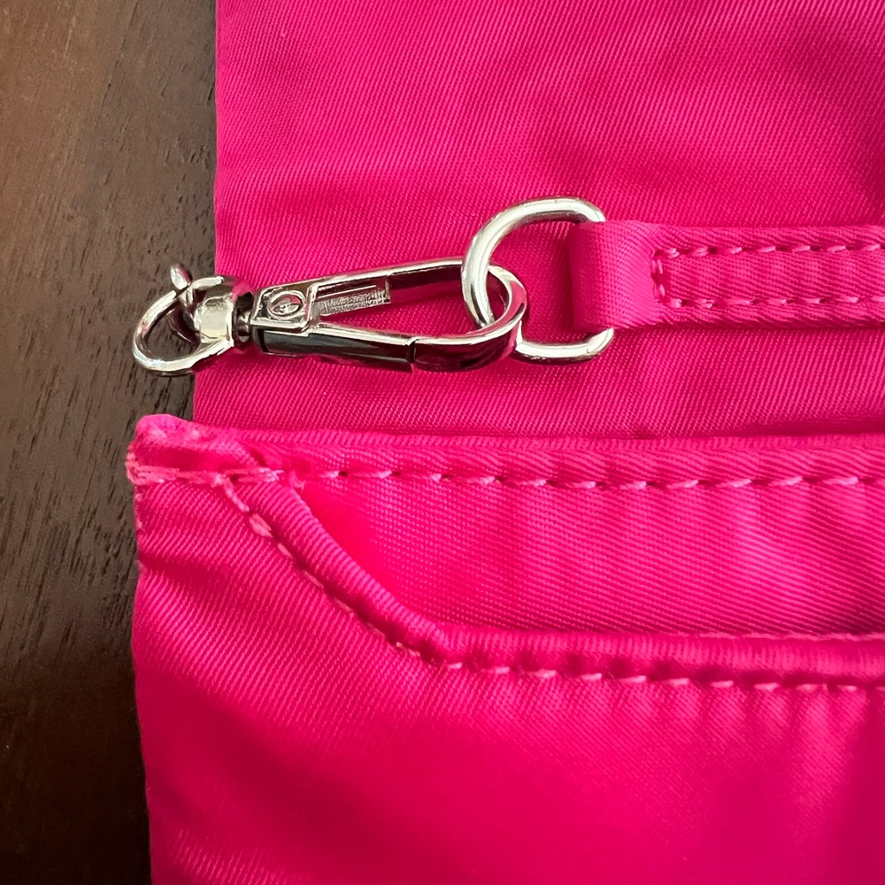 Laundry By Shelli Segal Fuchsia Clutch with Silver Chain - Picture 4 of 6